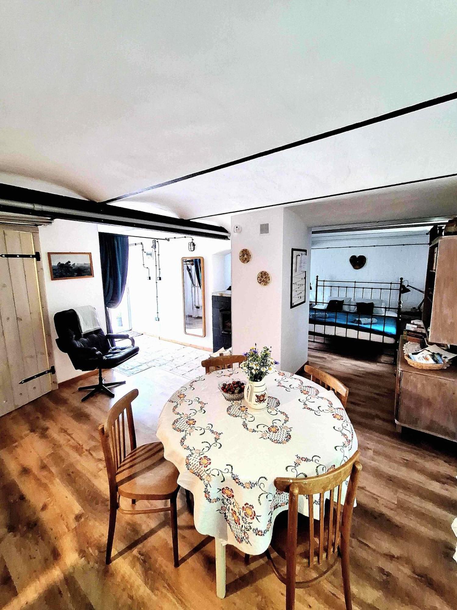Zielona Samotnia Apartment Чаплинек Екстериор снимка